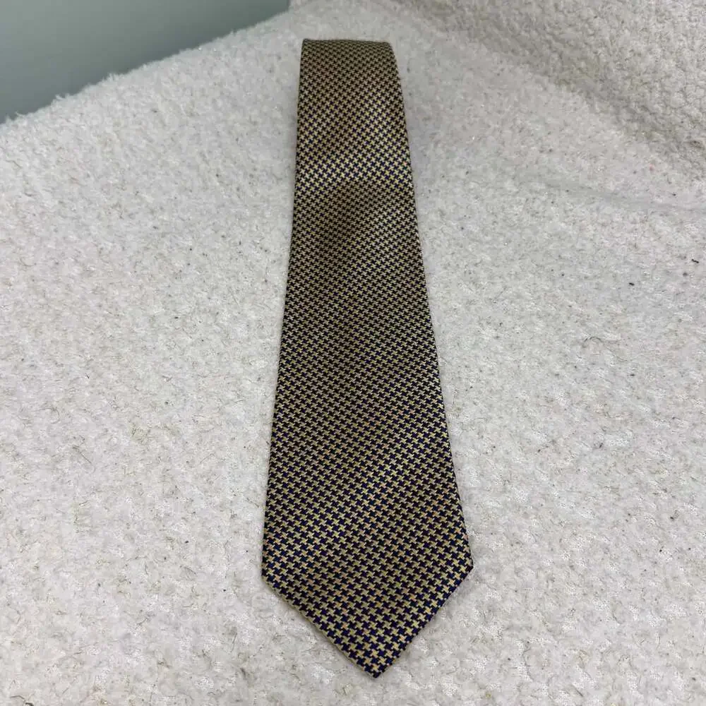 Brooks Brothers Silk Houndstooth Necktie Blue Gold